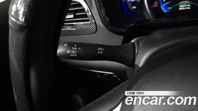 Renault Samsung QM6 2022 — ფოტო 17/32