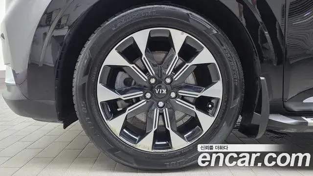 Kia Carnival 2020 — Фото 5/20