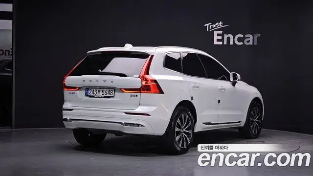 Volvo XC60 2024 — Фото 2/20