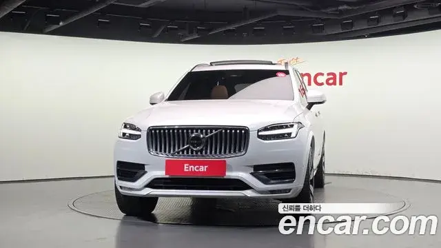 Volvo XC90 2022 — Фото 3/20