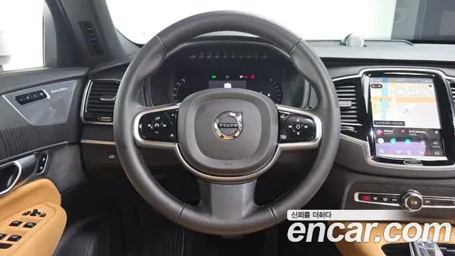 Volvo XC90 2022 — Фото 13/20