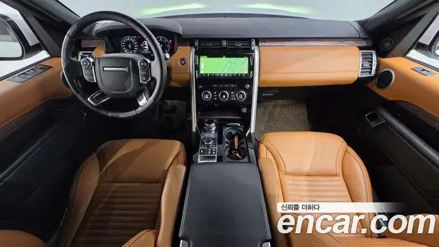 Land Rover Discovery 5 2018 — Şəkil 14/20