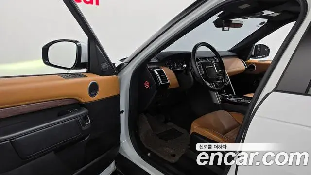 Land Rover Discovery 5 2018 — Şəkil 3/20