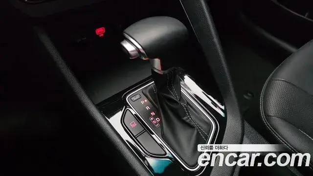 Kia Niro 2021 — Фото 9/20