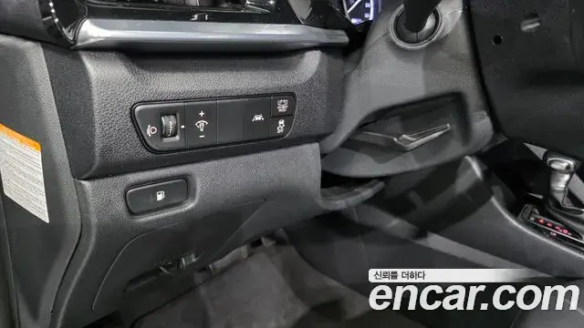 Kia Niro 2021 — Фото 14/20