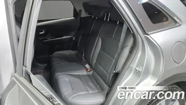 Kia Niro 2021 — Şəkil 33/33