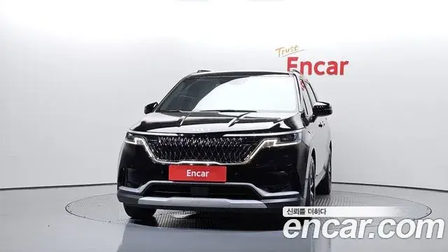 Kia Carnival 2023 — Photo 3/20