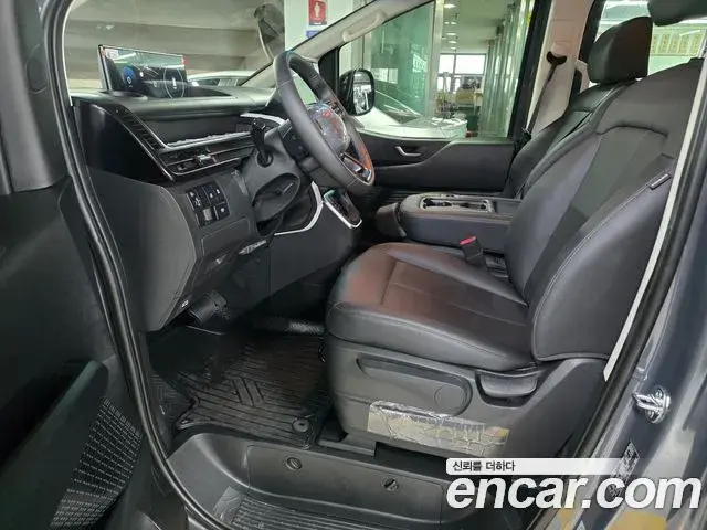 Hyundai Staria 2026 — Şəkil 17/17