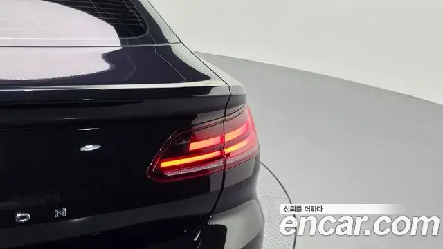 Volkswagen Arteon 2019 — Şəkil 29/36