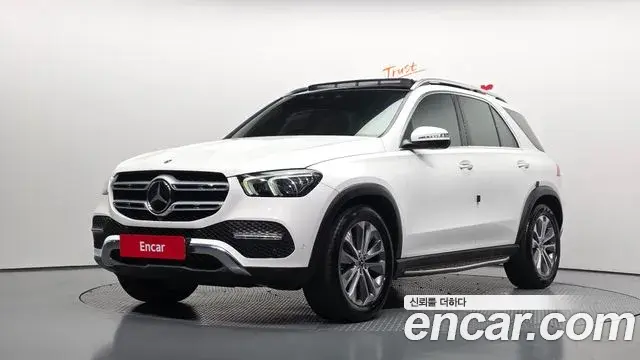 Mercedes-Benz GLE-Class 2023 — Фото 1/20