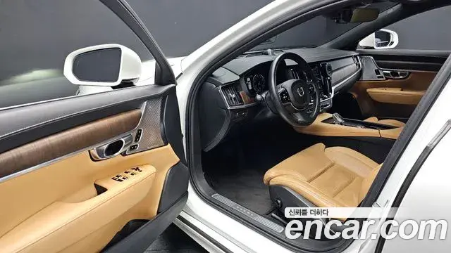 Volvo S90 2021 — ფოტო 1/37