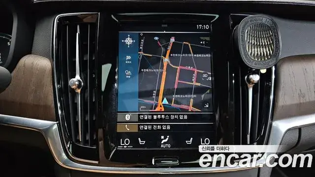 Volvo S90 2021 — ფოტო 26/37