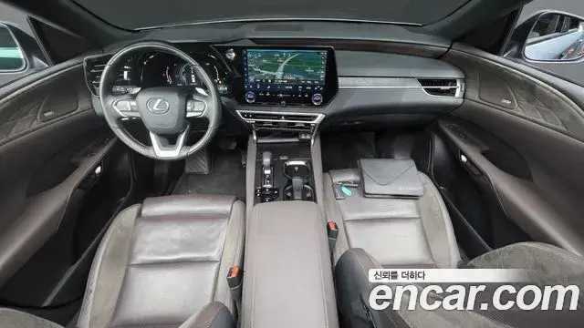 Lexus RX350h 2023 — Photo 36/37