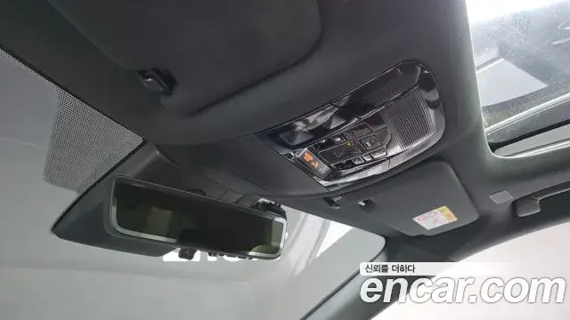 Lexus RX350h 2023 — Photo 28/37