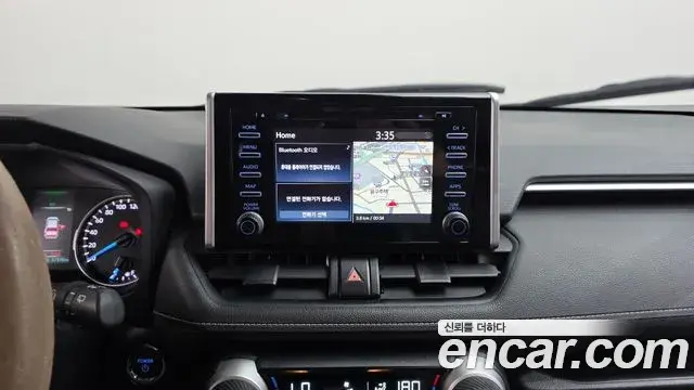 Toyota RAV4 2021 — Фото 12/20