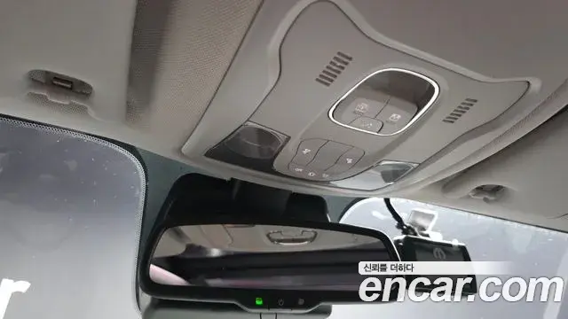 Jeep Renegade 2020 — Фото 19/20