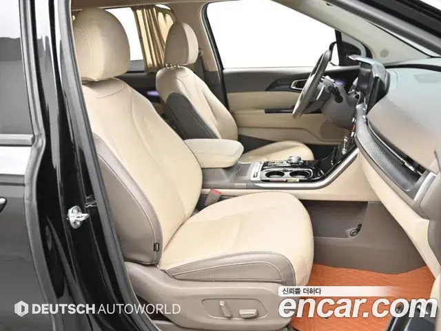Kia Carnival 2023 — Фото 9/20