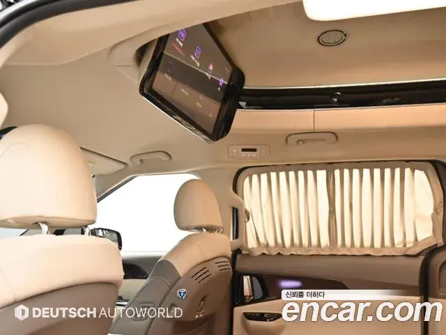 Kia Carnival 2023 — Фото 18/20