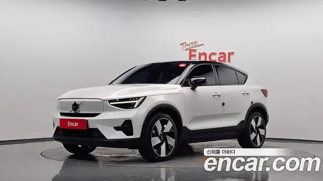 Volvo C40 Recharge 2022 — ფოტო 29/35