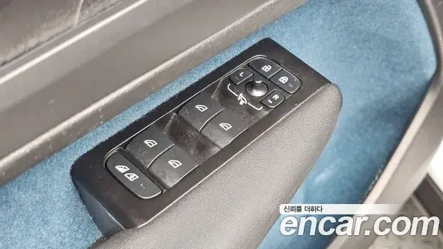 Volvo C40 Recharge 2022 — ფოტო 6/35