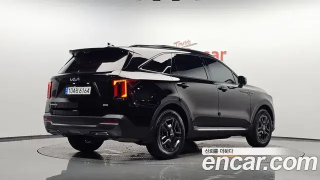 Kia Sorento 2024 — Photo 2/20