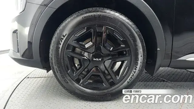 Kia Sorento 2024 — Photo 5/20