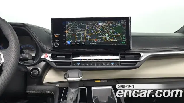 Toyota Sienna 2025 — ფოტო 28/38