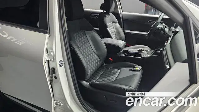 Kia Sportage 2025 — Фото 12/20