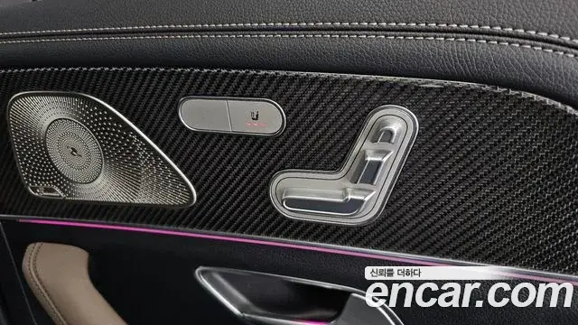 Mercedes-Benz GLE-Class 2021 — Фото 17/20