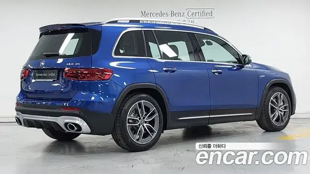 Mercedes-Benz GLB-Class 2025 — Photo 1/18