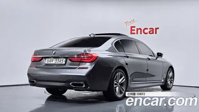 BMW 7 Series 2018 — Фото 2/20
