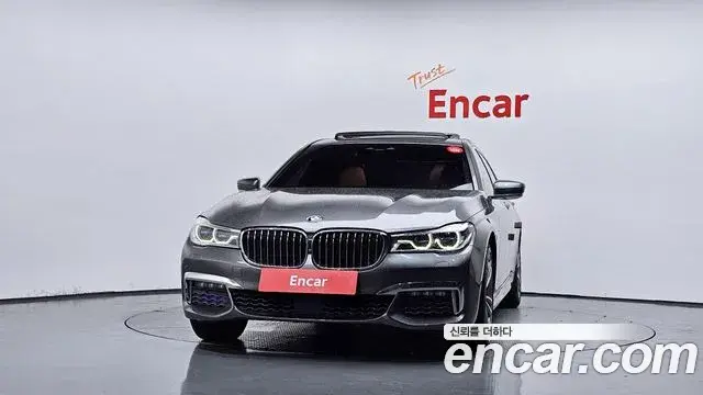 BMW 7 Series 2018 — Фото 3/20