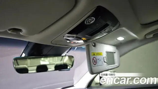 Kia K8 2021 — Photo 11/33