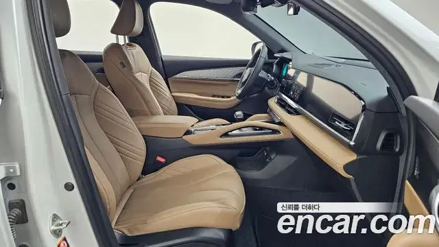 Renault Samsung Grand Koleos 2025 — Şəkil 28/30