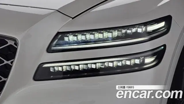 Genesis GV80 Coupe 2024 — Şəkil 28/33