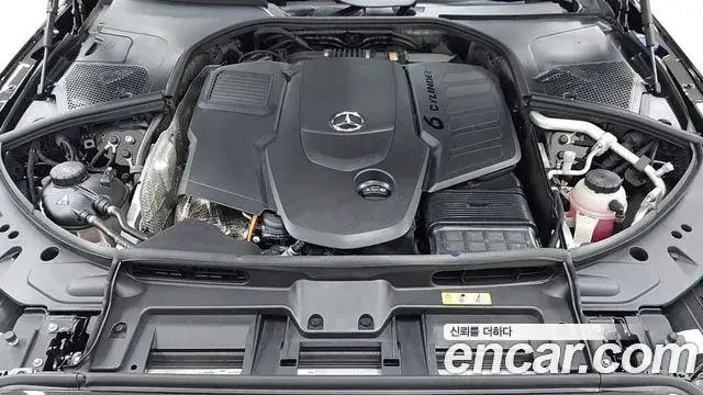 Mercedes-Benz S-Class 2025 — Фото 5/18