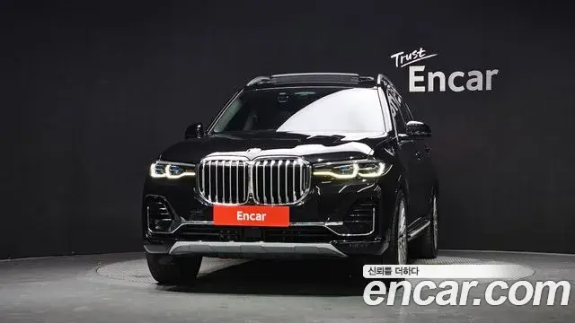 BMW X7 2021 — Фото 3/20