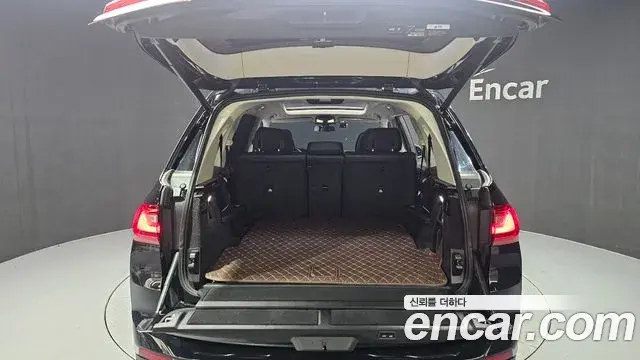 BMW X7 2021 — Фото 20/20