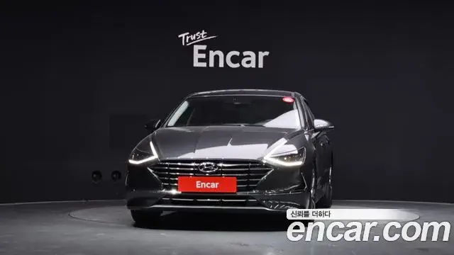Hyundai Sonata 2019 — Фото 3/20