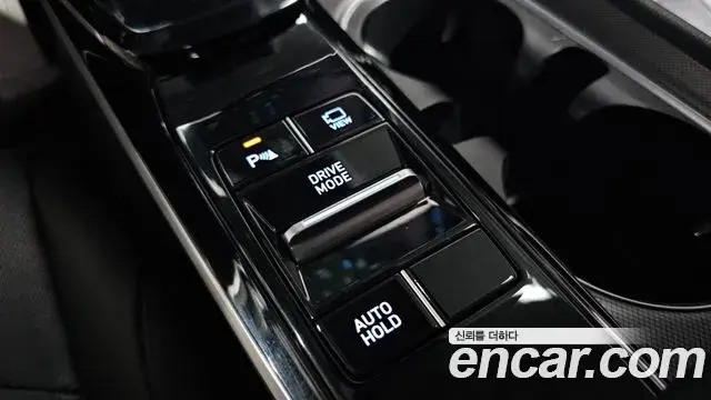 Hyundai Sonata 2019 — Фото 19/20