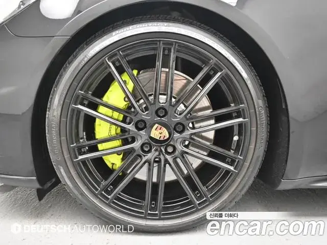 Porsche Panamera 2020 — Фото 4/20
