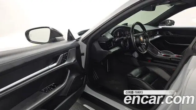 Porsche Taycan 2021 — Şəkil 16/20