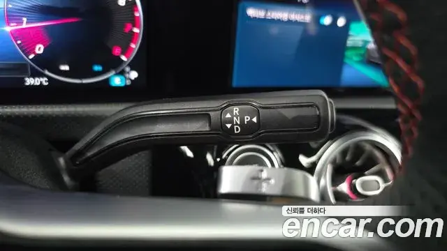 Mercedes-Benz CLA-Class 2024 — Фото 9/20