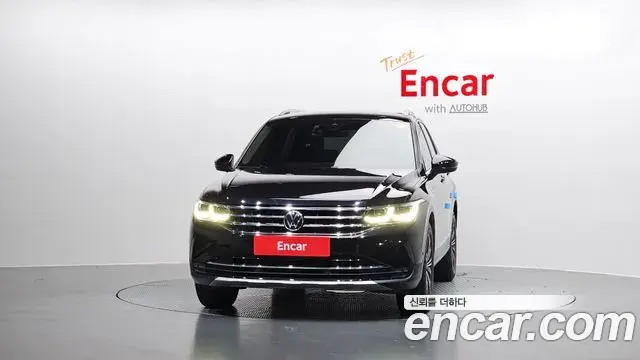 Volkswagen Tiguan 2022 — Şəkil 10/30