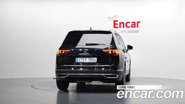 Volkswagen Tiguan 2022 — Şəkil 11/30