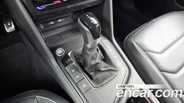 Volkswagen Tiguan 2022 — Şəkil 8/30