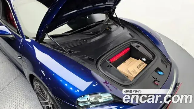 Porsche Taycan 2021 — Photo 11/41