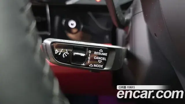 Porsche Taycan 2021 — Photo 19/41