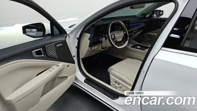 Kia K8 2025 — Şəkil 15/46