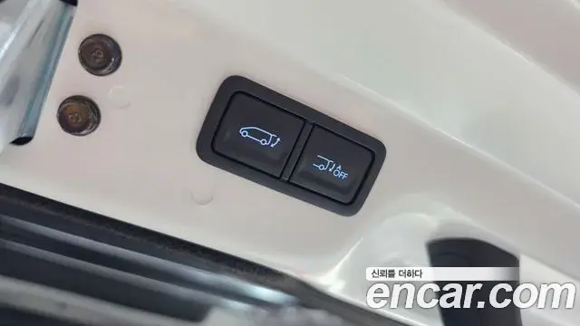 Hyundai Staria 2024 — Фото 15/20